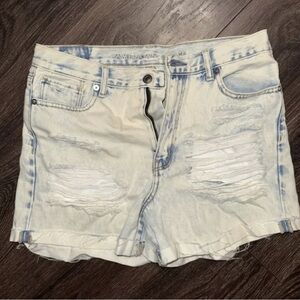 Stylish Distressed Denim Shorts